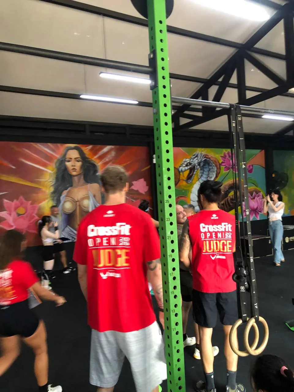 Phòng CrossFit — khu vực ring treo